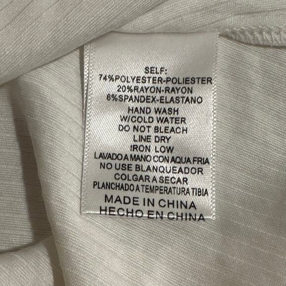 Listicle Women’s M white Ribbed Twist Front Sleeveless Top Medium - Picture 7 of 8